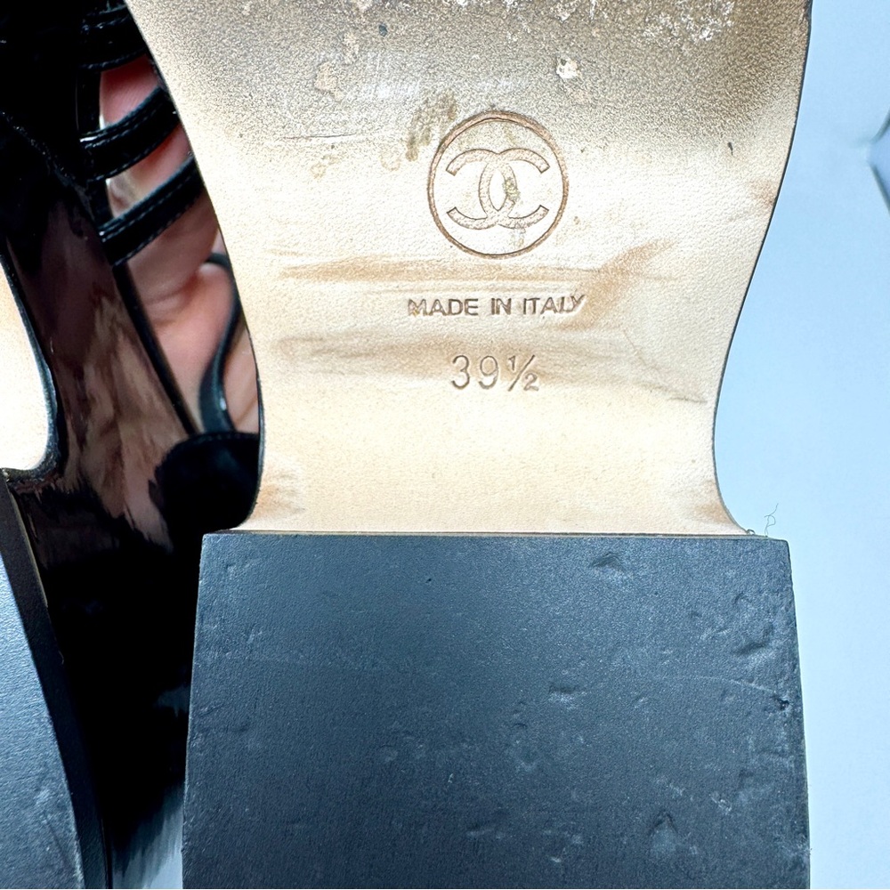 Chanel Black Patent Leather T-Strap CC Logo Wedge Platform Sandals - Picture 14 of 15